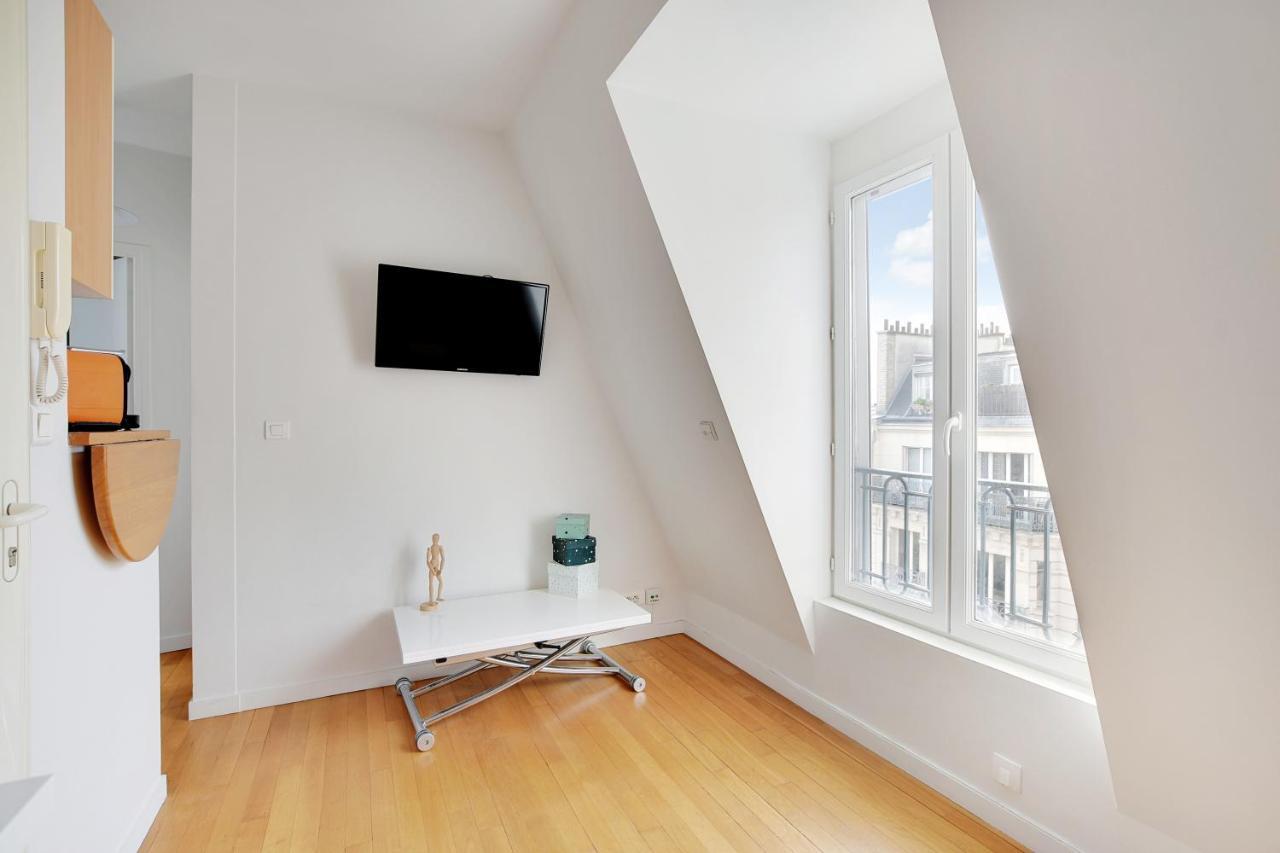 Champs De Mars - Laos Apartment Paris Exterior photo